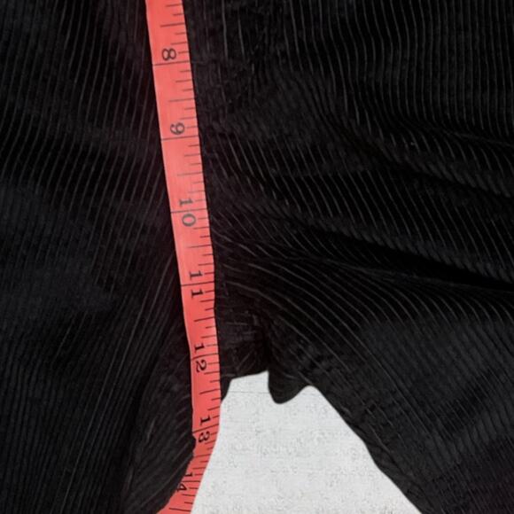 NWT Levi’s Woman’s Corduroy High Waisted Mom Jeans Black Size 29 X 30 - Picture 5 of 13
